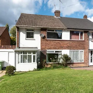 3 Bedrooms House Ideal For Long Stays! Chalet Southampton